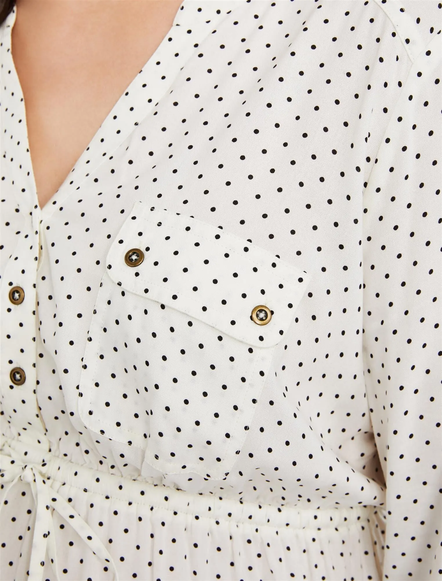 2 Pocket Convertible Sleeve Maternity Top in Cream & Black Dot