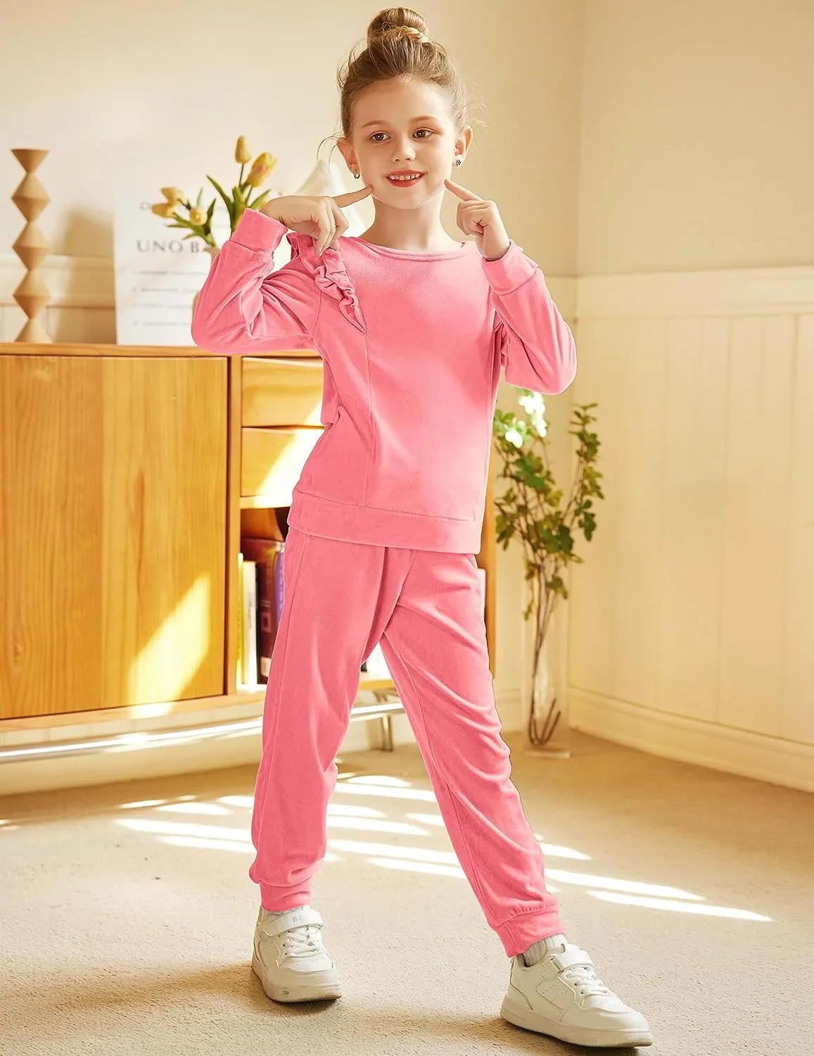 Arshiner 2 Piece Girls Outfits Sets Velour Tracksuit Sweatsuit