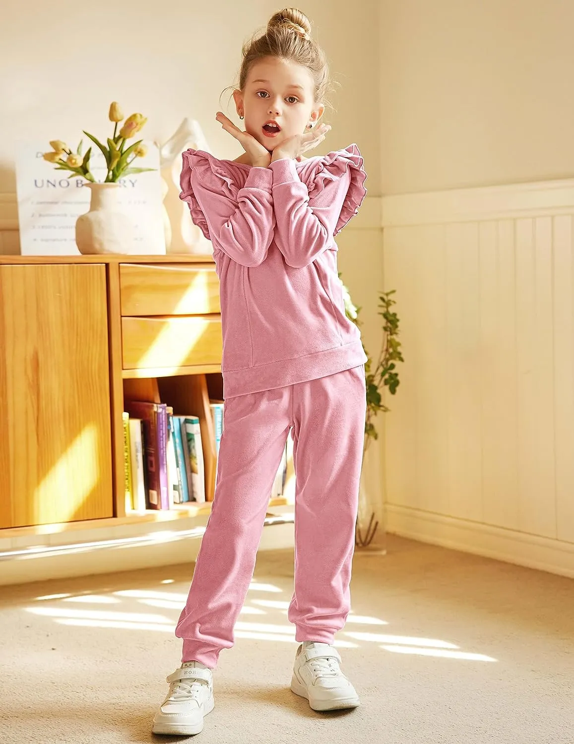 Arshiner 2 Piece Girls Outfits Sets Velour Tracksuit Sweatsuit