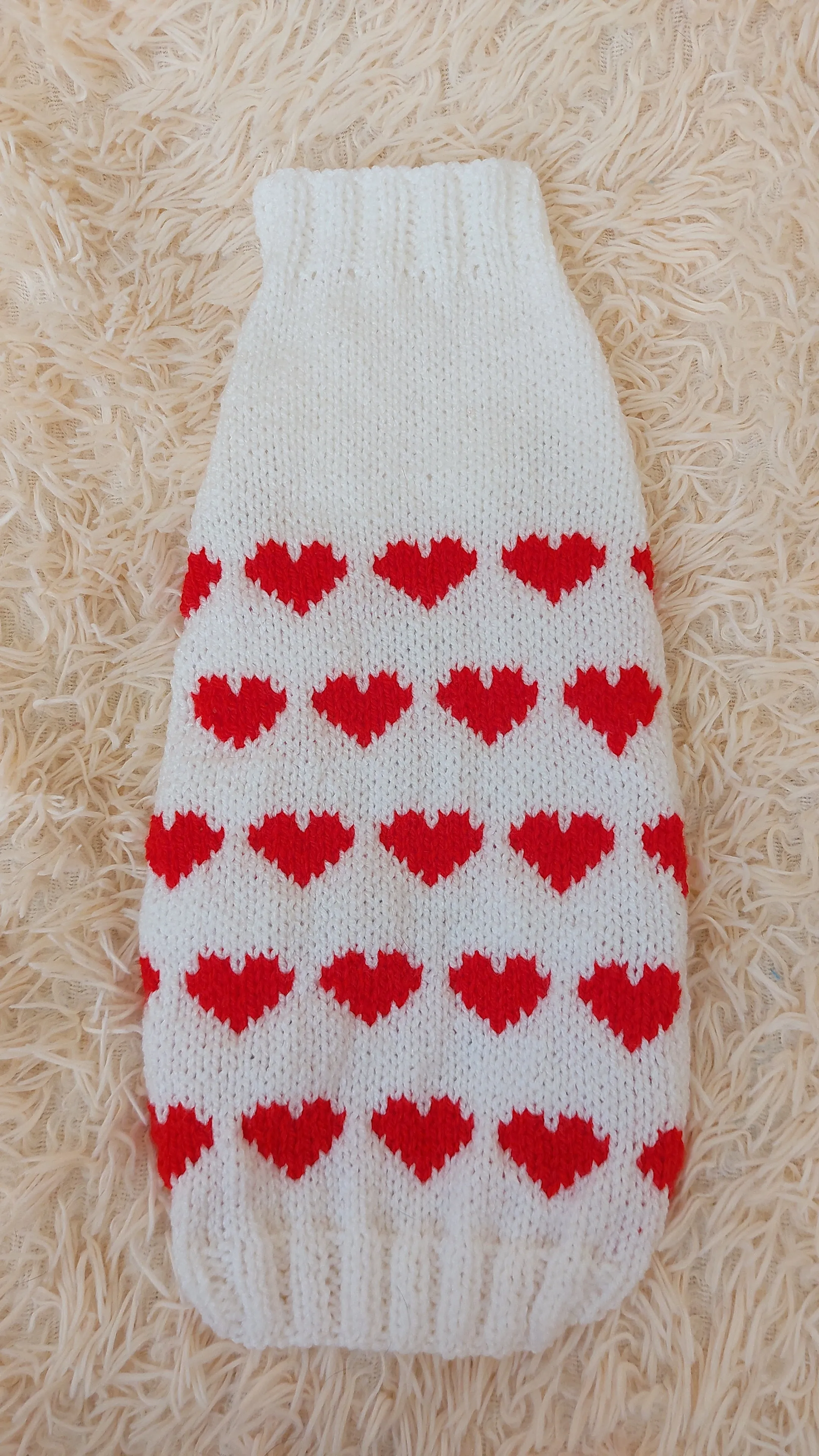 Jumper with hearts for dog valentine's day gift,Dachshund knitted heart sweater, clothing heart sweater, Valentine's day dog sweater