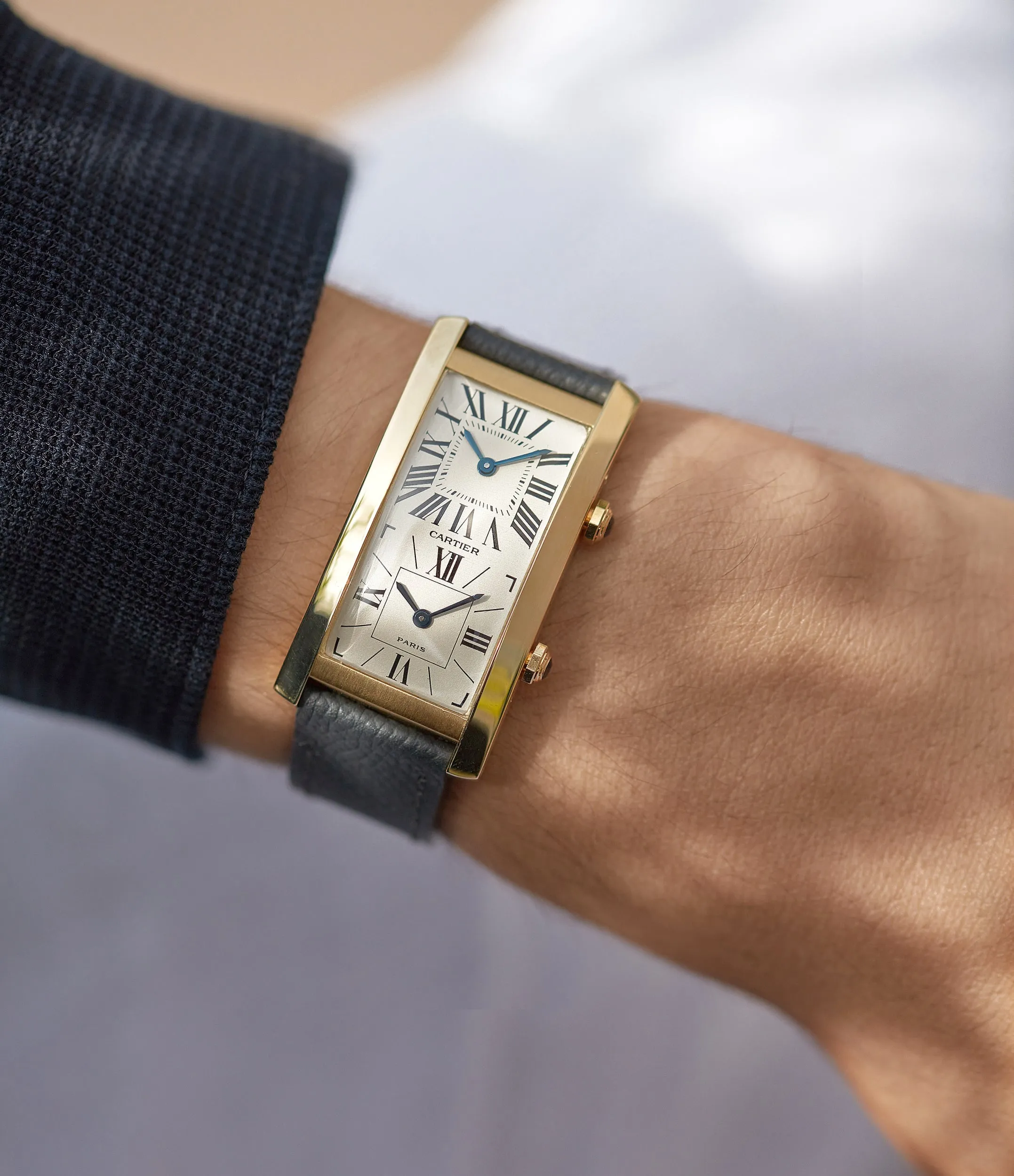 Tank Cintrée | Dual-Time | Yellow Gold