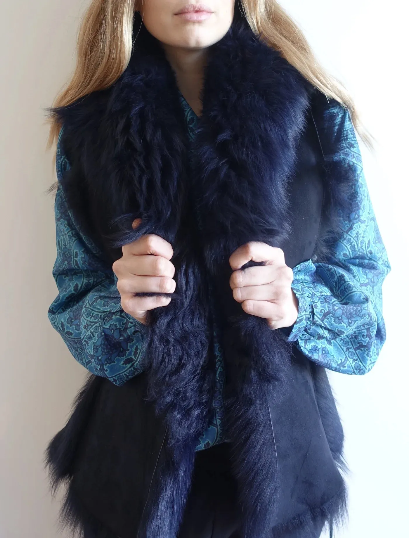 Toscana Shearling Gilet Vest in Navy